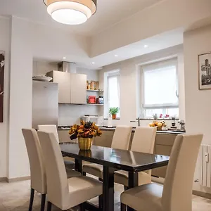 Casa 3 Santi, Your Contemporary In Apartament Rzym