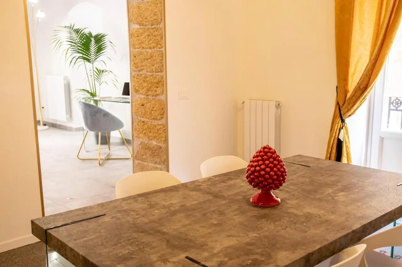 Casta Diva Luxury Apartments Palermo 0*,