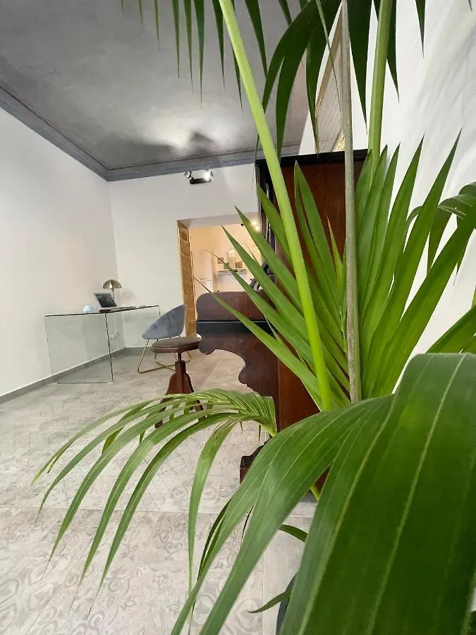 Casta Diva Luxury Apartments Palermo 0*,
